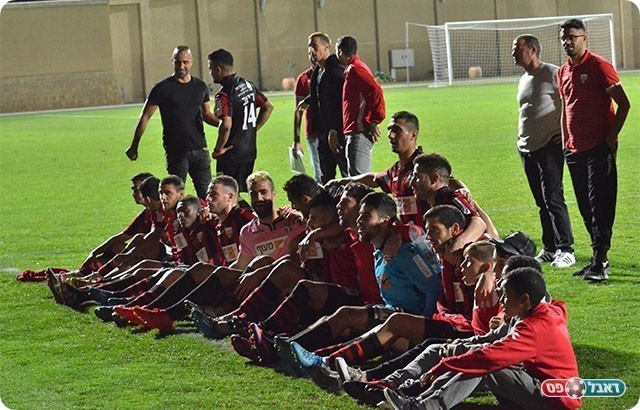 שחקני ״רובי שפירא" בסיום (אבי רביבו)